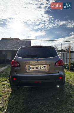 Позашляховик / Кросовер Nissan Qashqai 2009 в Кам'янці