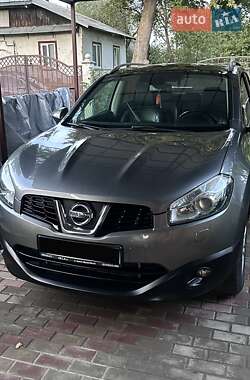 Внедорожник / Кроссовер Nissan Qashqai 2013 в Ивано-Франковске