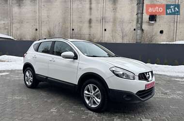 Позашляховик / Кросовер Nissan Qashqai 2011 в Дубні