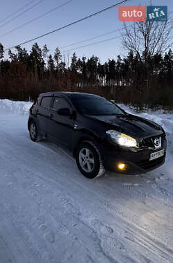 Внедорожник / Кроссовер Nissan Qashqai 2011 в Житомире