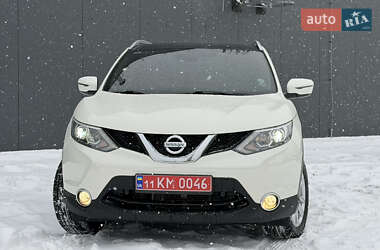 Внедорожник / Кроссовер Nissan Qashqai 2015 в Киеве