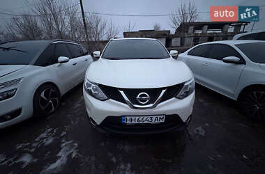 Внедорожник / Кроссовер Nissan Qashqai 2015 в Белгороде-Днестровском