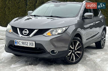 Внедорожник / Кроссовер Nissan Qashqai 2015 в Самборе