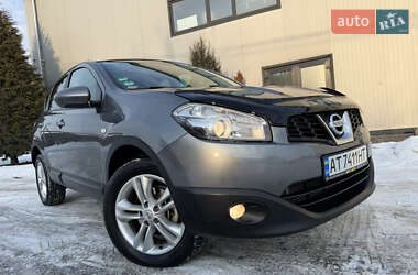 Позашляховик / Кросовер Nissan Qashqai 2011 в Івано-Франківську