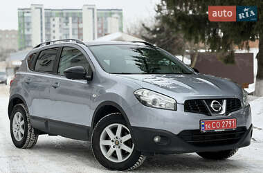 Внедорожник / Кроссовер Nissan Qashqai 2014 в Виннице