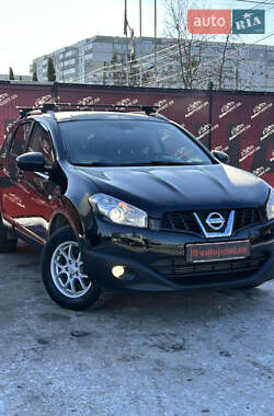 Позашляховик / Кросовер Nissan Qashqai 2010 в Сумах