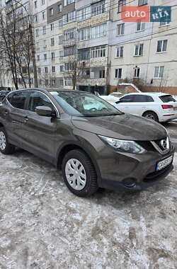 Позашляховик / Кросовер Nissan Qashqai 2016 в Хмельницькому