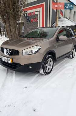 Позашляховик / Кросовер Nissan Qashqai 2010 в Кам'янець-Подільському