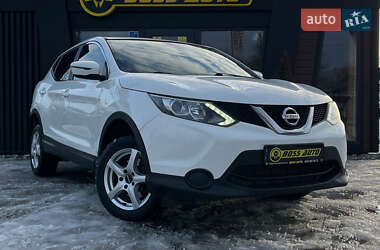 Позашляховик / Кросовер Nissan Qashqai 2017 в Коломиї