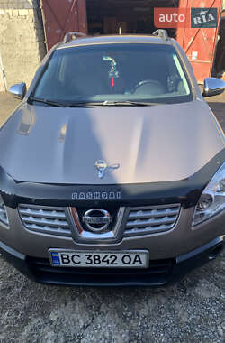 Позашляховик / Кросовер Nissan Qashqai 2009 в Львові