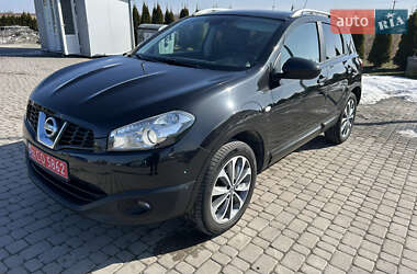 Позашляховик / Кросовер Nissan Qashqai 2010 в Городку