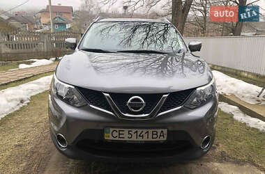Позашляховик / Кросовер Nissan Qashqai 2015 в Чернівцях