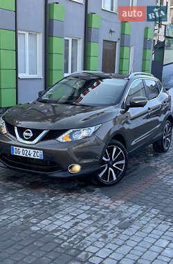 Внедорожник / Кроссовер Nissan Qashqai 2014 в Тернополе