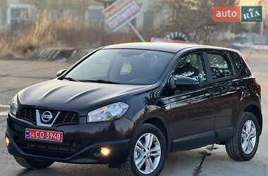 Внедорожник / Кроссовер Nissan Qashqai 2013 в Надворной
