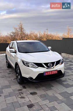 Внедорожник / Кроссовер Nissan Qashqai 2017 в Калуше