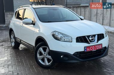 Внедорожник / Кроссовер Nissan Qashqai 2010 в Тернополе