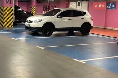 Внедорожник / Кроссовер Nissan Qashqai 2013 в Луцке