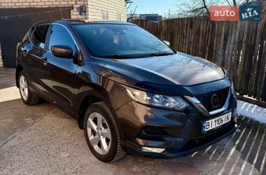 Внедорожник / Кроссовер Nissan Qashqai 2017 в Миргороде