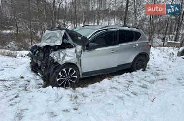 Внедорожник / Кроссовер Nissan Qashqai 2013 в Тячеве