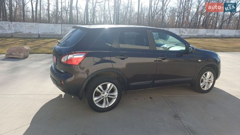Внедорожник / Кроссовер Nissan Qashqai 2011 в Луцке