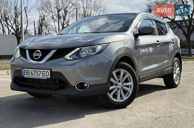 Внедорожник / Кроссовер Nissan Qashqai 2015 в Киеве