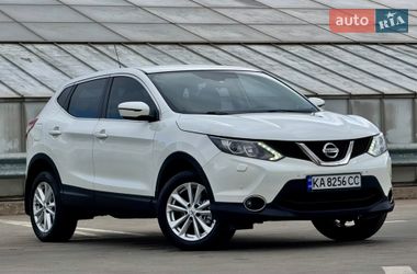 Внедорожник / Кроссовер Nissan Qashqai 2015 в Киеве