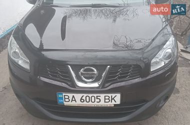 Внедорожник / Кроссовер Nissan Qashqai 2011 в Голованевске