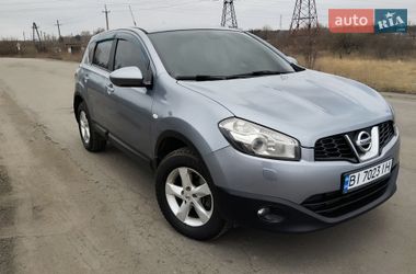 Позашляховик / Кросовер Nissan Qashqai 2010 в Горішніх Плавнях