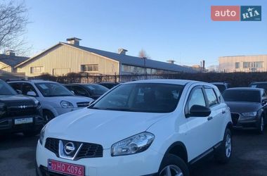 Внедорожник / Кроссовер Nissan Qashqai 2010 в Полтаве