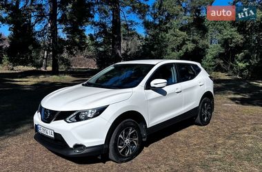 Внедорожник / Кроссовер Nissan Qashqai 2016 в Великих Мостах