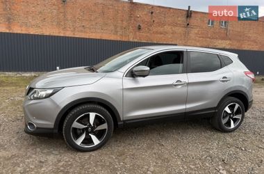 Внедорожник / Кроссовер Nissan Qashqai 2016 в Нововолынске