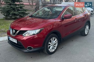 Позашляховик / Кросовер Nissan Qashqai 2015 в Києві