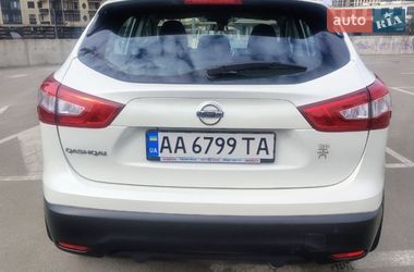 Внедорожник / Кроссовер Nissan Qashqai 2017 в Киеве