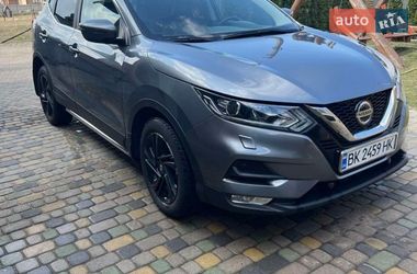 Внедорожник / Кроссовер Nissan Qashqai 2018 в Сарнах