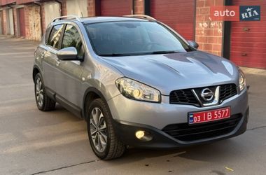 Внедорожник / Кроссовер Nissan Qashqai 2010 в Луцке