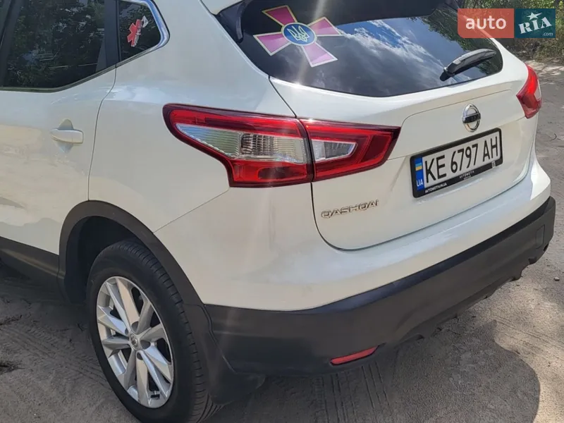 Nissan Qashqai 2014 VIN SJNFDAJ11U1116318 фото оголошення 18 з 63