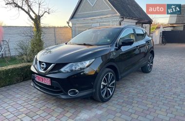 Позашляховик / Кросовер Nissan Qashqai 2015 в Рівному