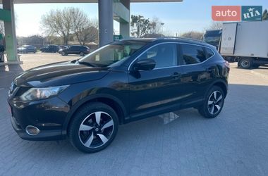 Позашляховик / Кросовер Nissan Qashqai 2015 в Рівному
