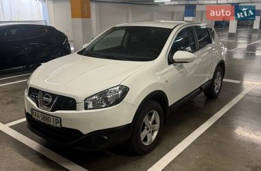 Позашляховик / Кросовер Nissan Qashqai 2011 в Києві