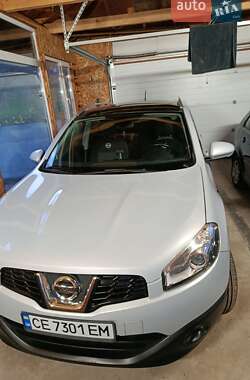 Внедорожник / Кроссовер Nissan Qashqai 2011 в Черновцах