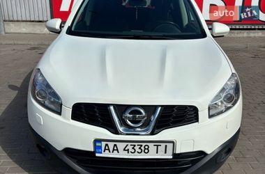 Позашляховик / Кросовер Nissan Qashqai 2010 в Києві