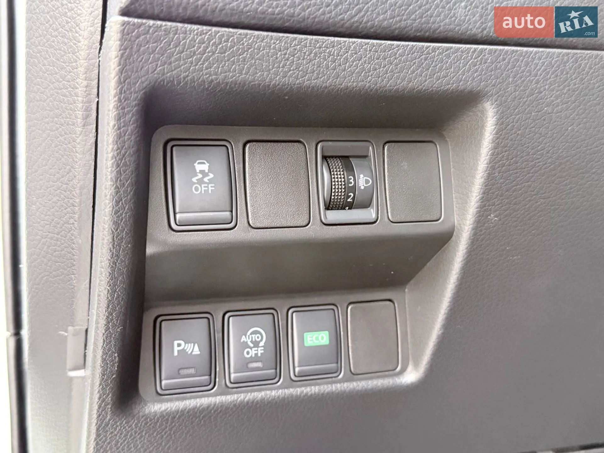 2014 Nissan Qashqai - мініатюра 12