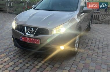 Внедорожник / Кроссовер Nissan Qashqai 2012 в Дубно