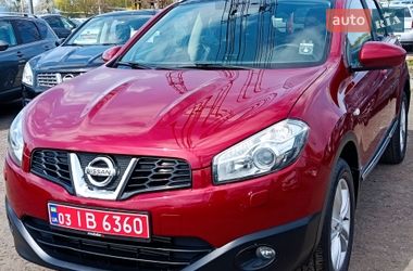 Позашляховик / Кросовер Nissan Qashqai 2013 в Луцьку