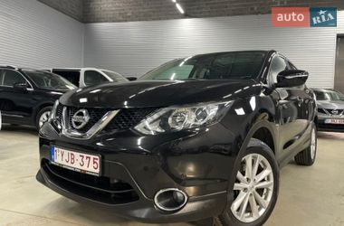 Позашляховик / Кросовер Nissan Qashqai 2015 в Стрию