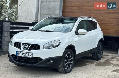 Позашляховик / Кросовер Nissan Qashqai 2010 в Сваляві