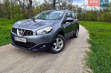 Внедорожник / Кроссовер Nissan Qashqai 2011 в Кропивницком