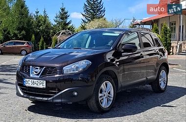 Позашляховик / Кросовер Nissan Qashqai 2011 в Золочеві