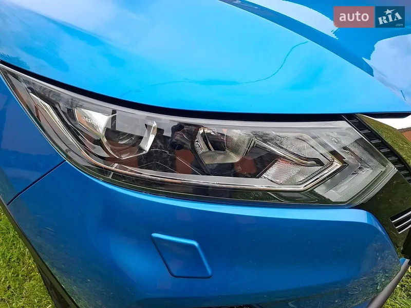 Nissan Qashqai 2017 VIN SJNFBAJ11U2141072 фото оголошення 26 з 102