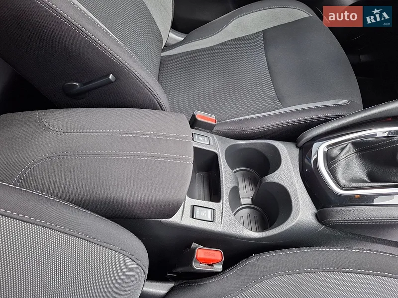 Nissan Qashqai 2017 VIN SJNFBAJ11U2141072 фото оголошення 56 з 102